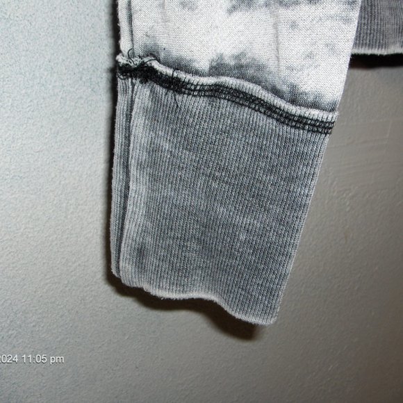 Arctic Cat Hoodie, XL, Measures 45" Chest - Picture 4 of 6